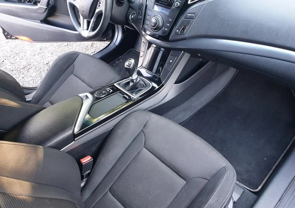 Hyundai i40 cena 31909 przebieg: 238000, rok produkcji 2011 z Sieradz małe 562